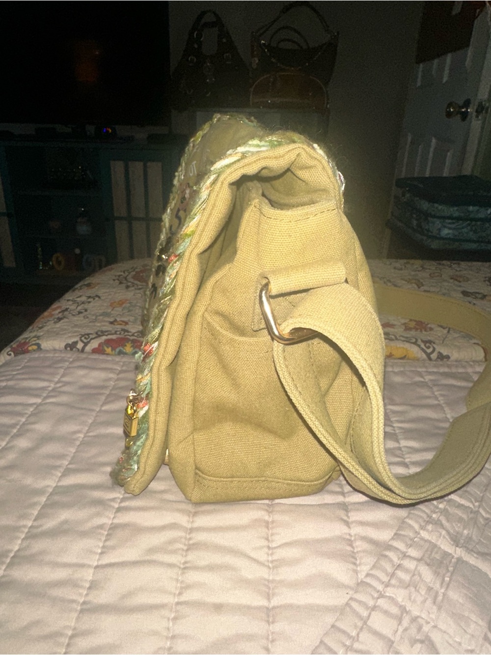 Fashion handbag - Picture 3 of 8